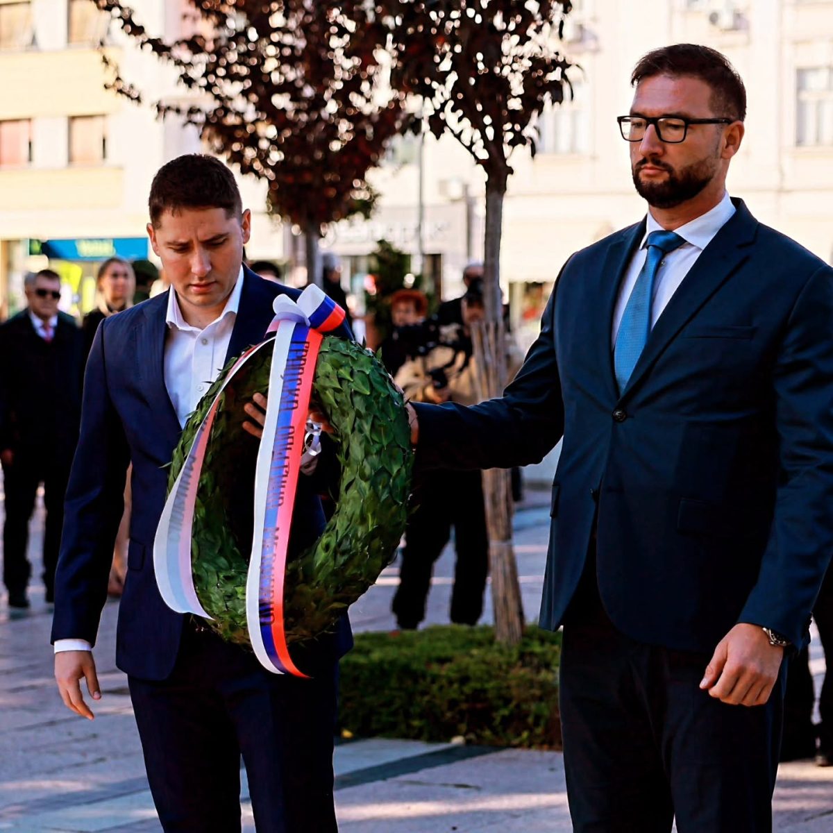 Делегација ГО Медијана положила венце поводом Дана ослобођења Ниша у Првом и Другом светском рату